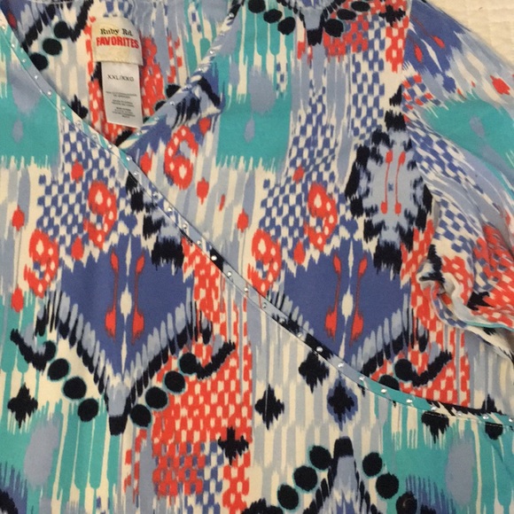 Colorful Ruby Rd top - Picture 3 of 4